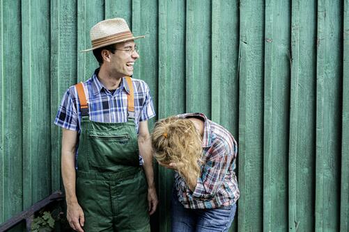 Johanna Fellner und Carl Vollenweider lachen